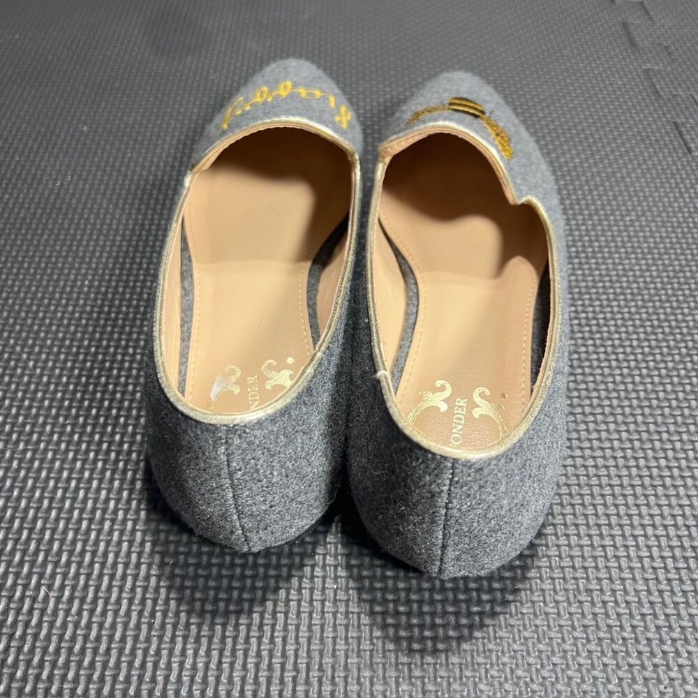 Bee Happy Embroidered Gray Felt Loafers Womens Size 8 Flat Sole Slip-On Shoes - Picture 5 of 5